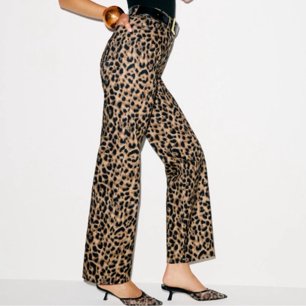 Reformation - SZ 24 - Cary High Rise Slouchy Straight Leg Jeans